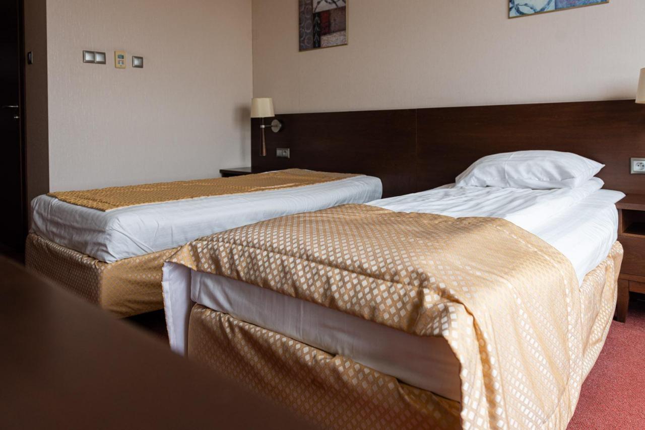 Hotel Police Police Mostowe Luaran gambar